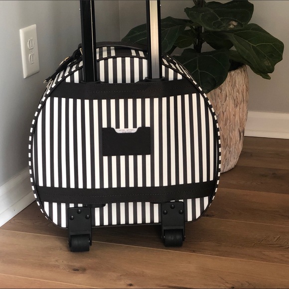 Henri Bendel Centennial Wheelie NWT - Picture 5 of 8